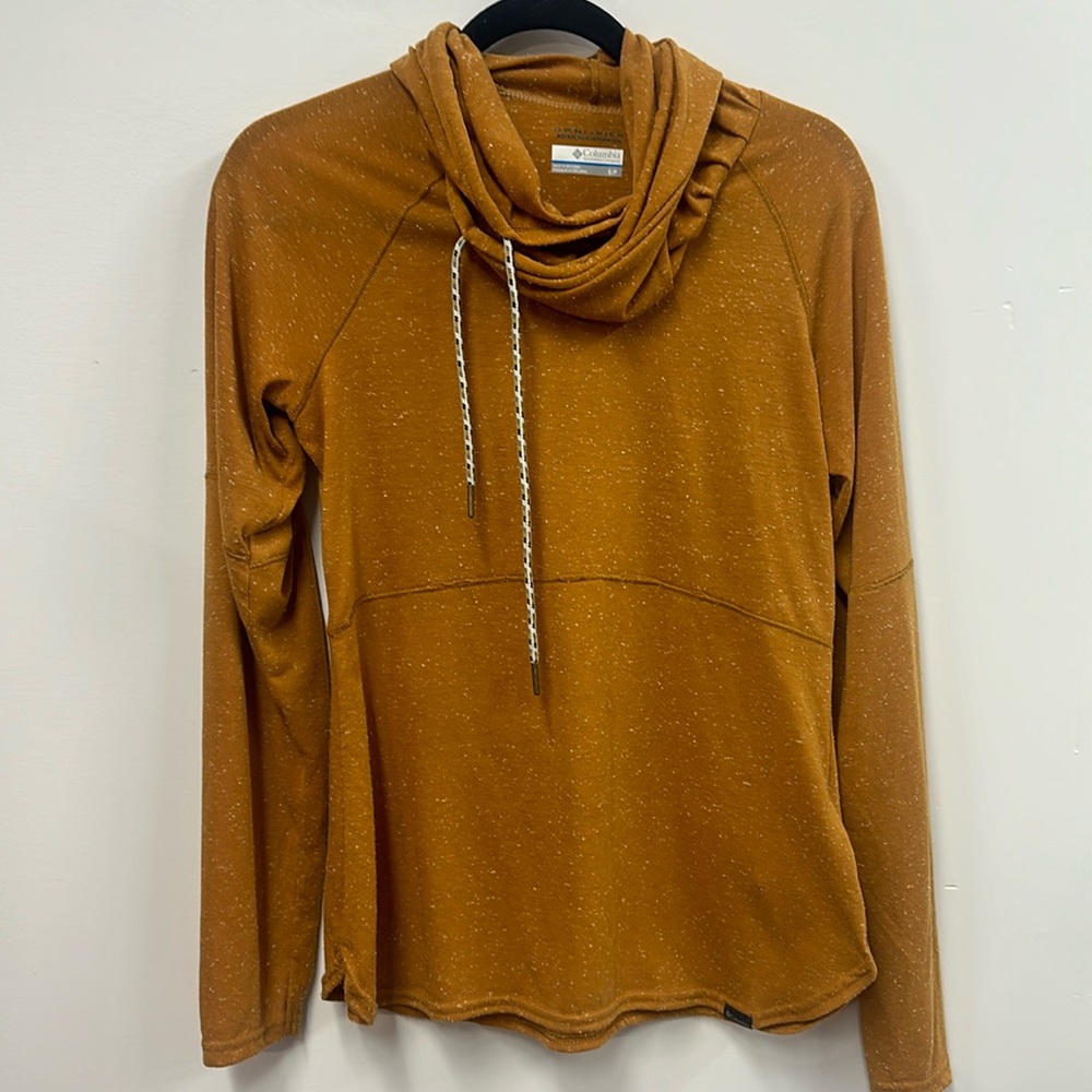 Columbia mustard yellow lightweight long sleeve hooded sweatshirt S